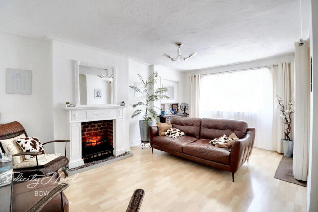 1 bed 1st Floor Flat for rent in Walthamstow. From Felicity J Lord - Bow