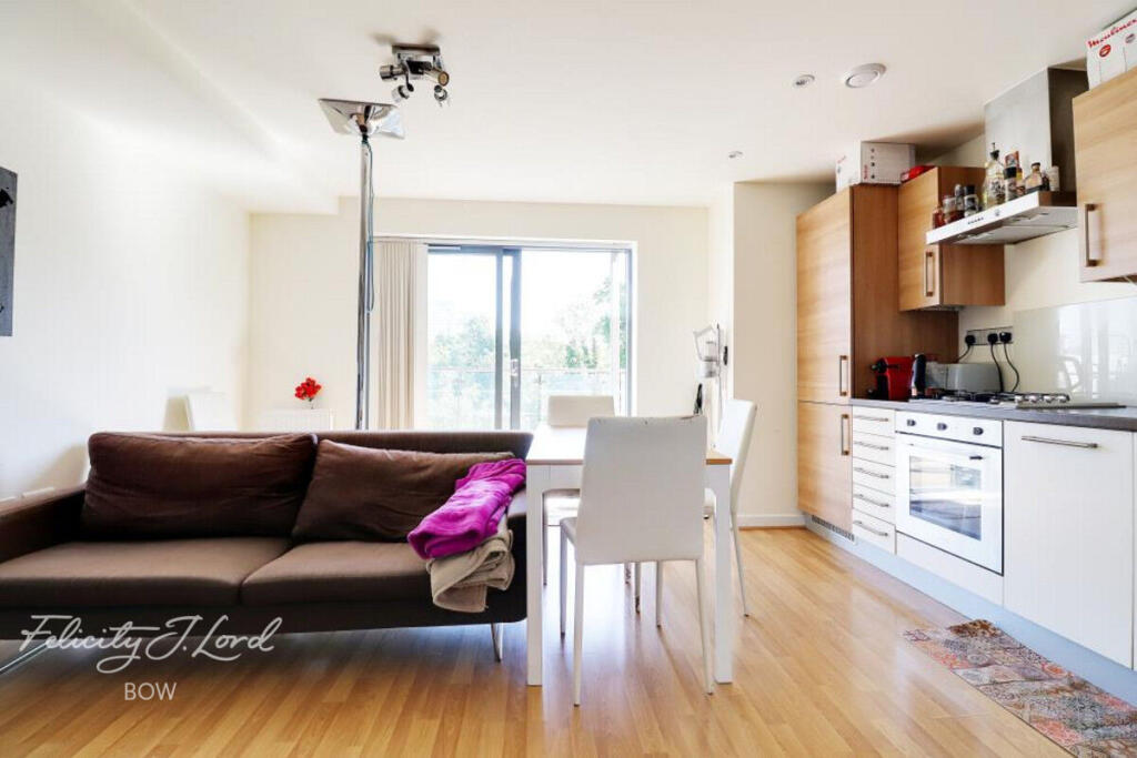 1 bed Apartment for rent in Bow. From Felicity J Lord - Bow