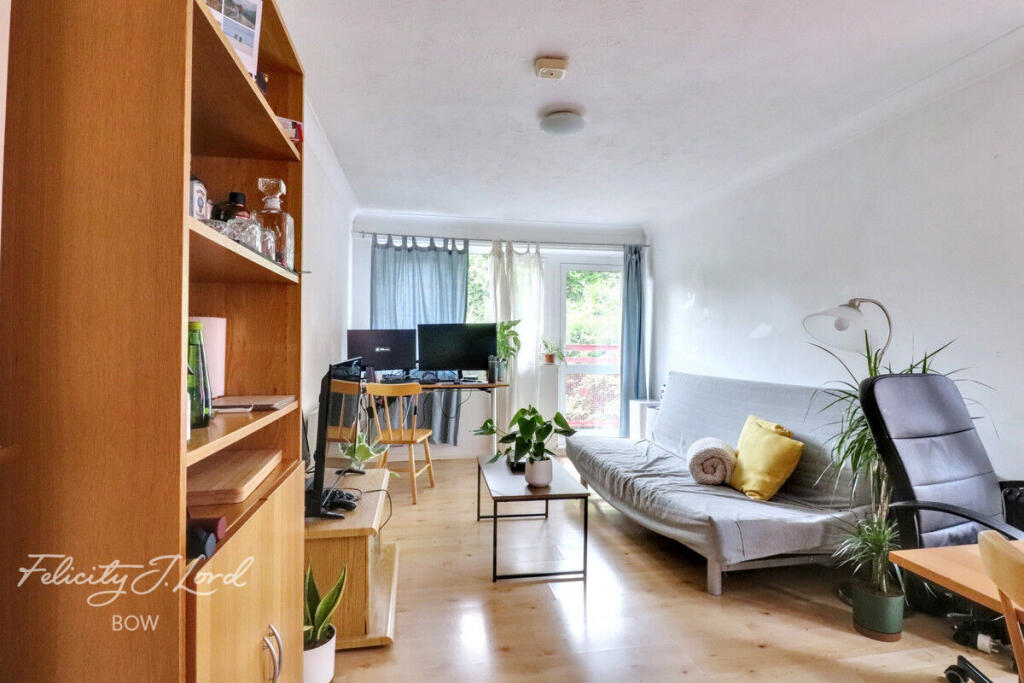 1 bed 1st Floor Flat for rent in Bow. From Felicity J Lord - Bow 1 bed 1st Floor Flat for rent in Bow. From Felicity J Lord - Bow