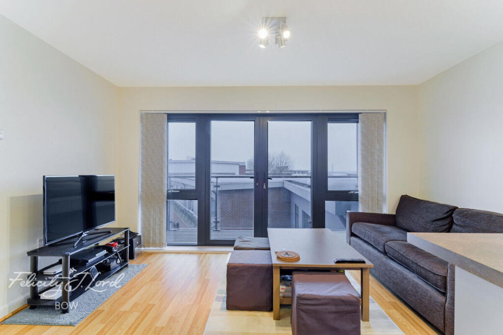2 bed 1st Floor Flat for rent in Bow. From Felicity J Lord - Bow 2 bed 1st Floor Flat for rent in Bow. From Felicity J Lord - Bow