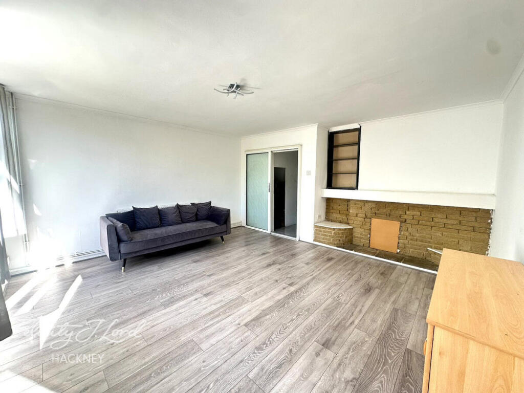 4 bed 1st Floor Flat for rent in Hackney. From Felicity J Lord - Hackney 4 bed 1st Floor Flat for rent in Hackney. From Felicity J Lord - Hackney