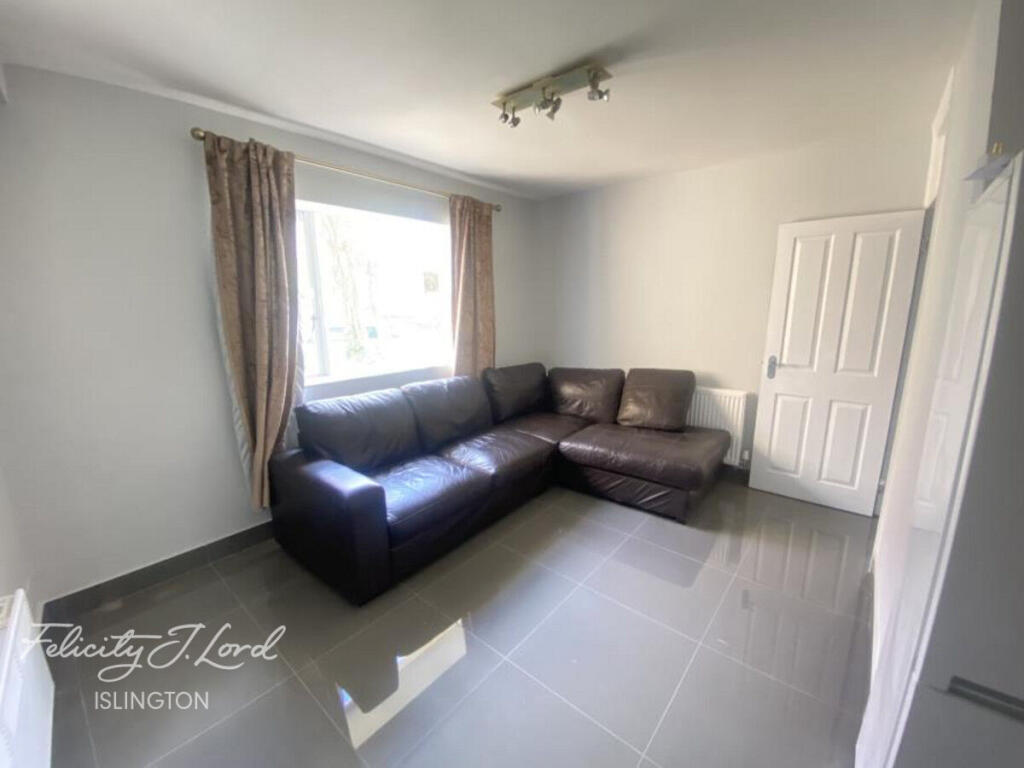 1 bed 1st Floor Flat for rent in London. From Felicity J Lord - Islington