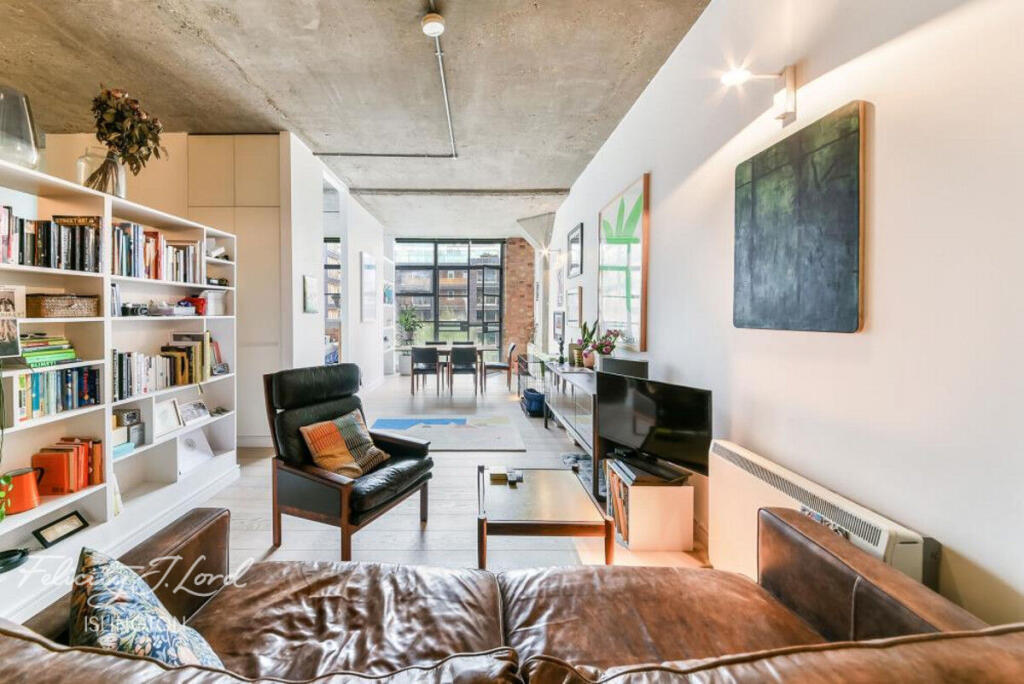 2 bed Apartment for rent in Islington. From Felicity J Lord - Islington