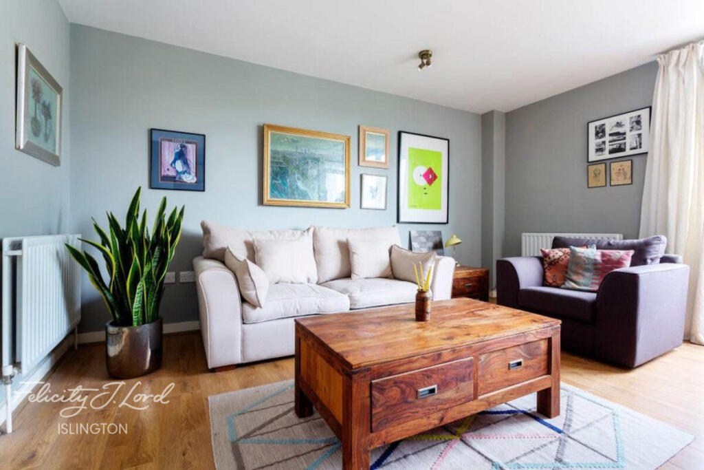 2 bed Apartment for rent in Islington. From Felicity J Lord - Islington