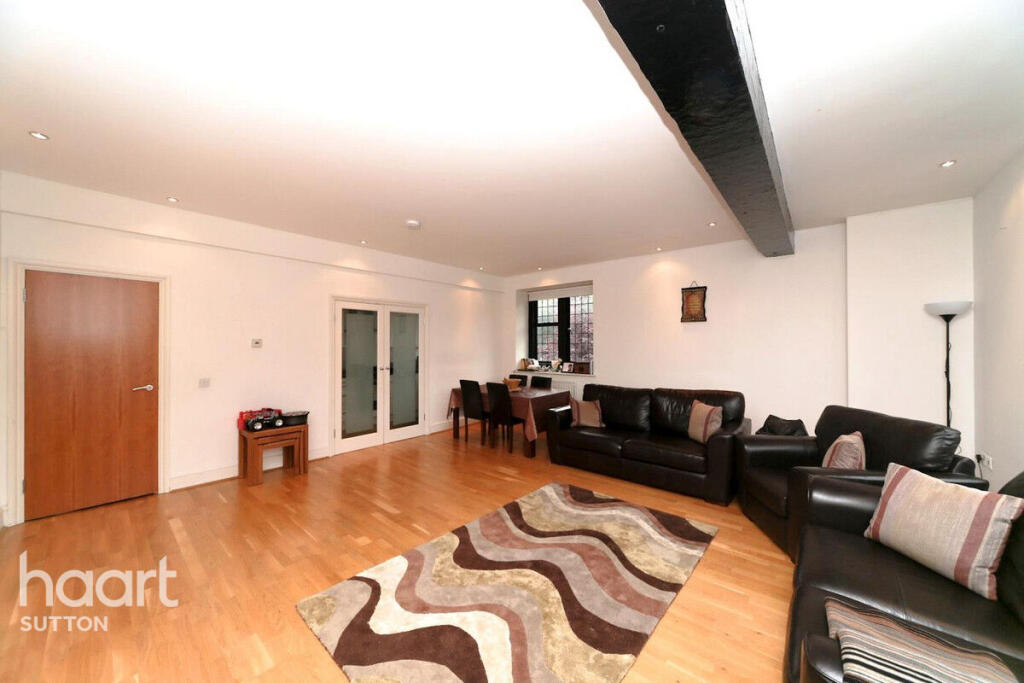 2 bed Apartment for rent in Epsom. From haart - Sutton