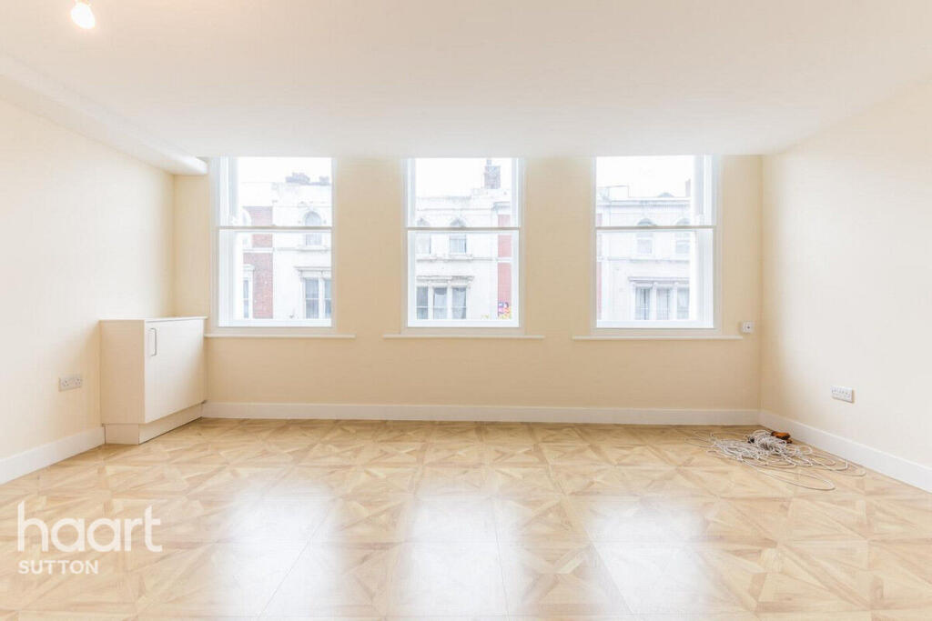 3 bed Apartment for rent in Carshalton. From haart - Sutton