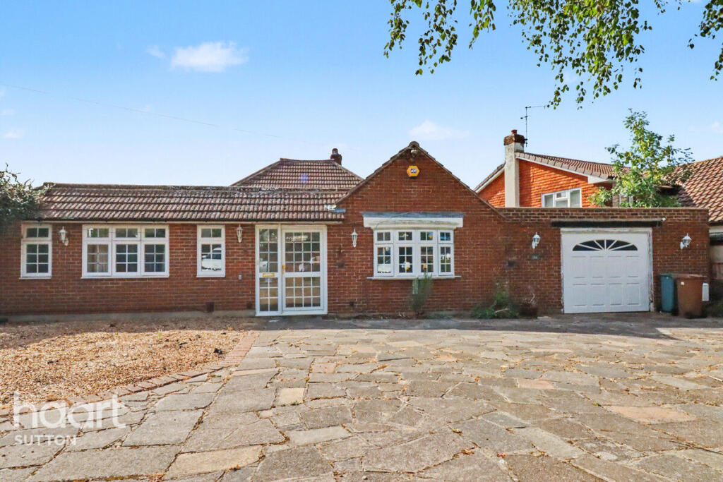3 bed Detached bungalow for rent in Ewell. From haart - Sutton
