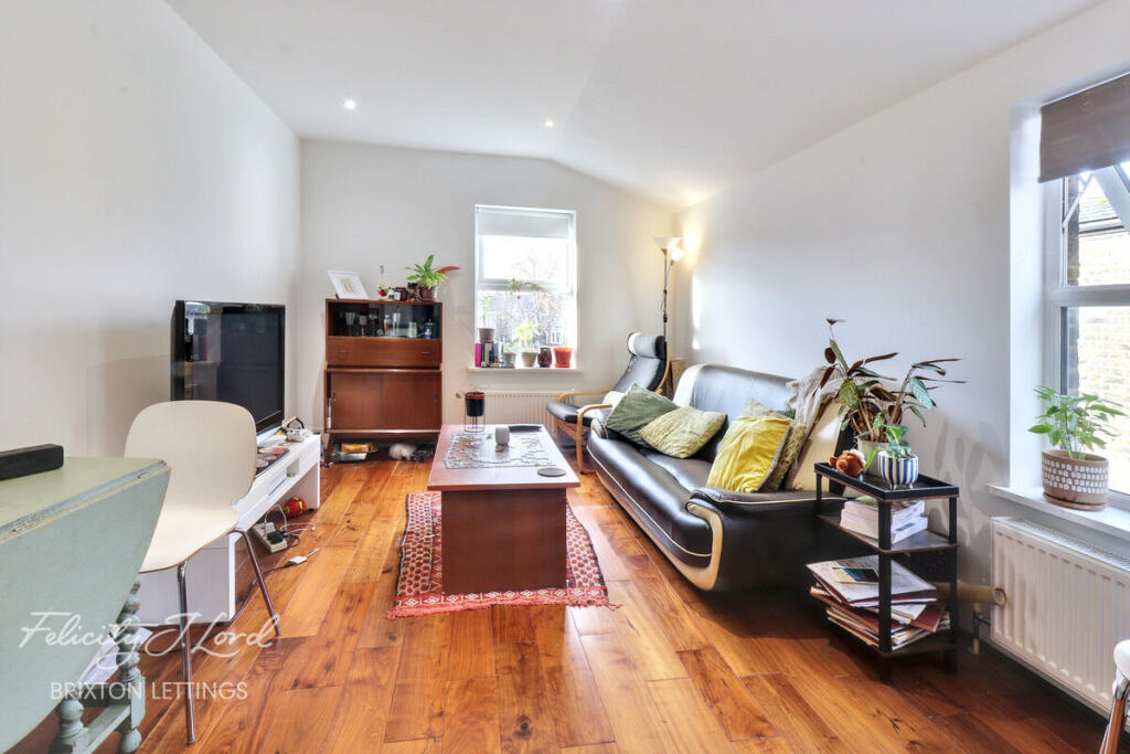 3 bed 1st Floor Flat for rent in London. From haart - Brixton - Lettings