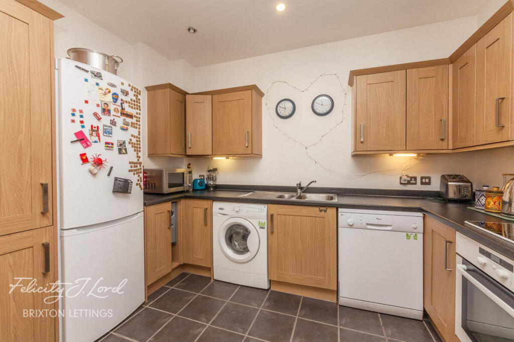 2 bed 1st Floor Flat for rent in London. From haart - Brixton - Lettings 2 bed 1st Floor Flat for rent in London. From haart - Brixton - Lettings