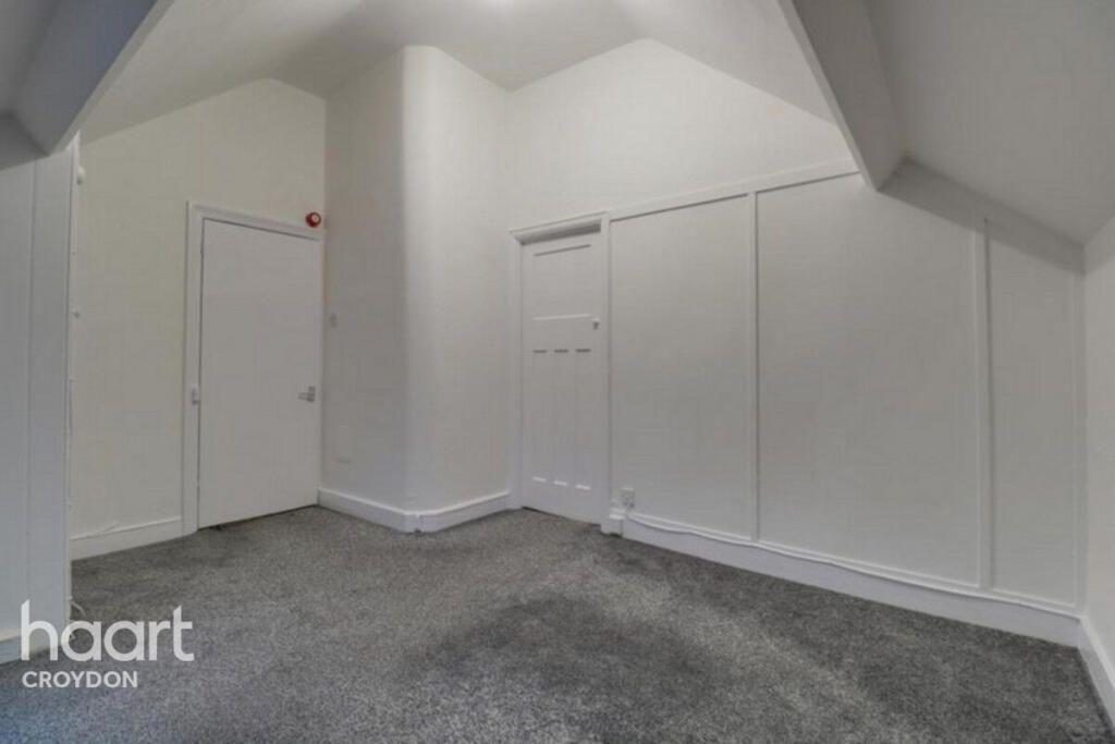 1 bed 1st Floor Flat for rent in Stoneleigh. From haart - Croydon - Lettings