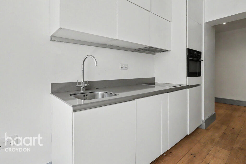 4 bed Studio for rent in Croydon. From haart - Croydon - Lettings