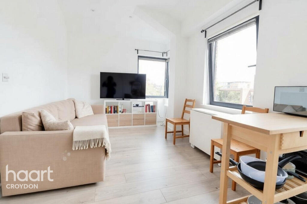 1 bed 1st Floor Flat for rent in Purley. From haart - Croydon - Lettings 1 bed 1st Floor Flat for rent in Purley. From haart - Croydon - Lettings