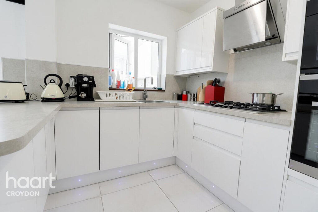 4 bed Mid Terraced House for rent in Croydon. From haart - Croydon - Lettings 4 bed Mid Terraced House for rent in Croydon. From haart - Croydon - Lettings
