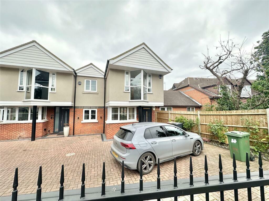 3 bed Apartment for rent in Bushey. From ABC Estates Ltd - Hendon