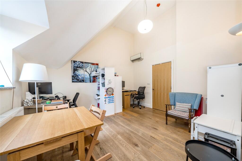 2 bed Apartment for rent in London. From Tatlers - Crouch End