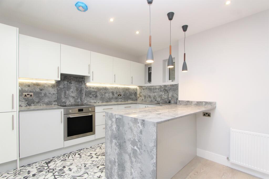 3 bed Apartment for rent in Hornsey. From Tatlers - Muswell Hill - Lettings
