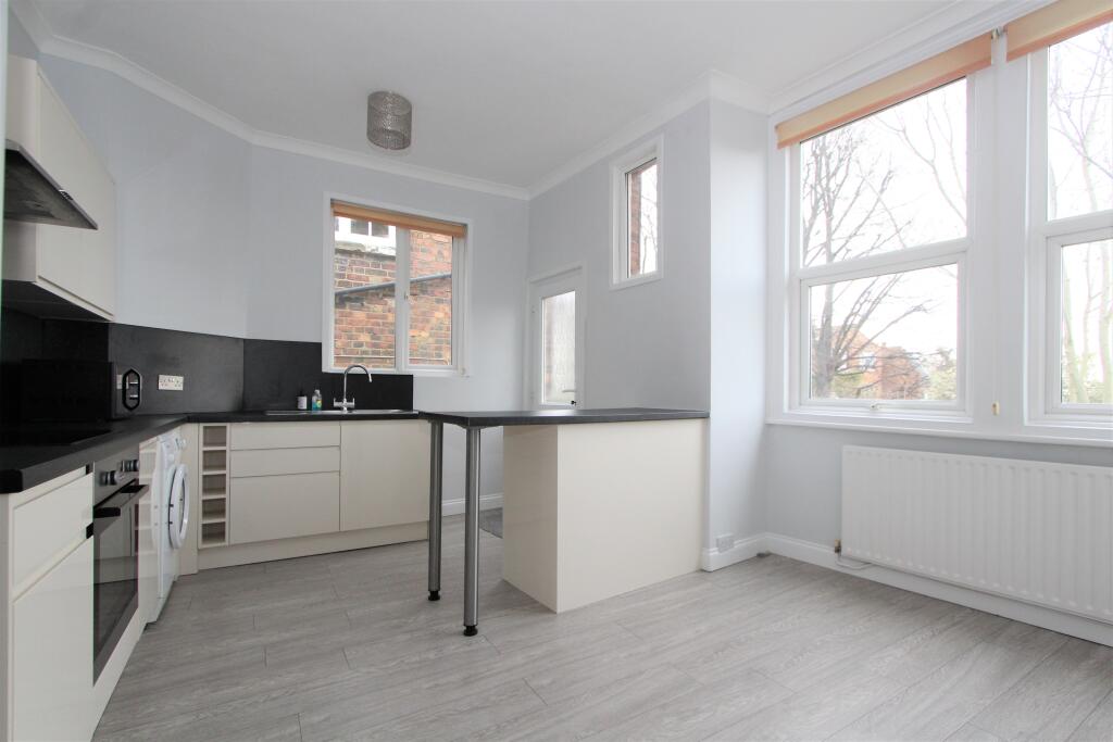 2 bed Apartment for rent in London. From Tatlers - Muswell Hill - Lettings