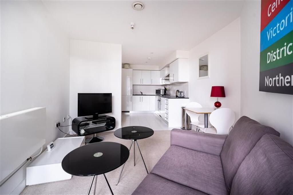 1 bed 1st Floor Flat for rent in Stepney. From Holland Properties - London