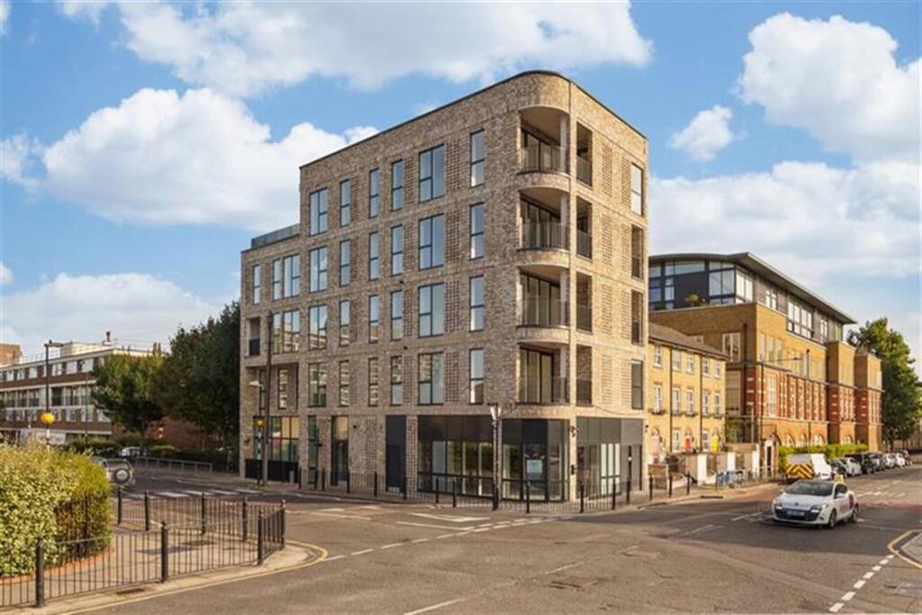 1 bed 1st Floor Flat for rent in Stepney. From Holland Properties - London 1 bed 1st Floor Flat for rent in Stepney. From Holland Properties - London