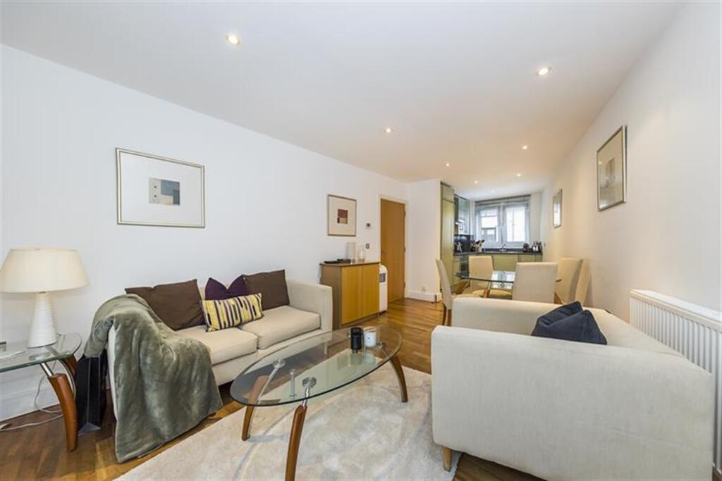 1 bed 1st Floor Flat for rent in London. From Holland Properties - London