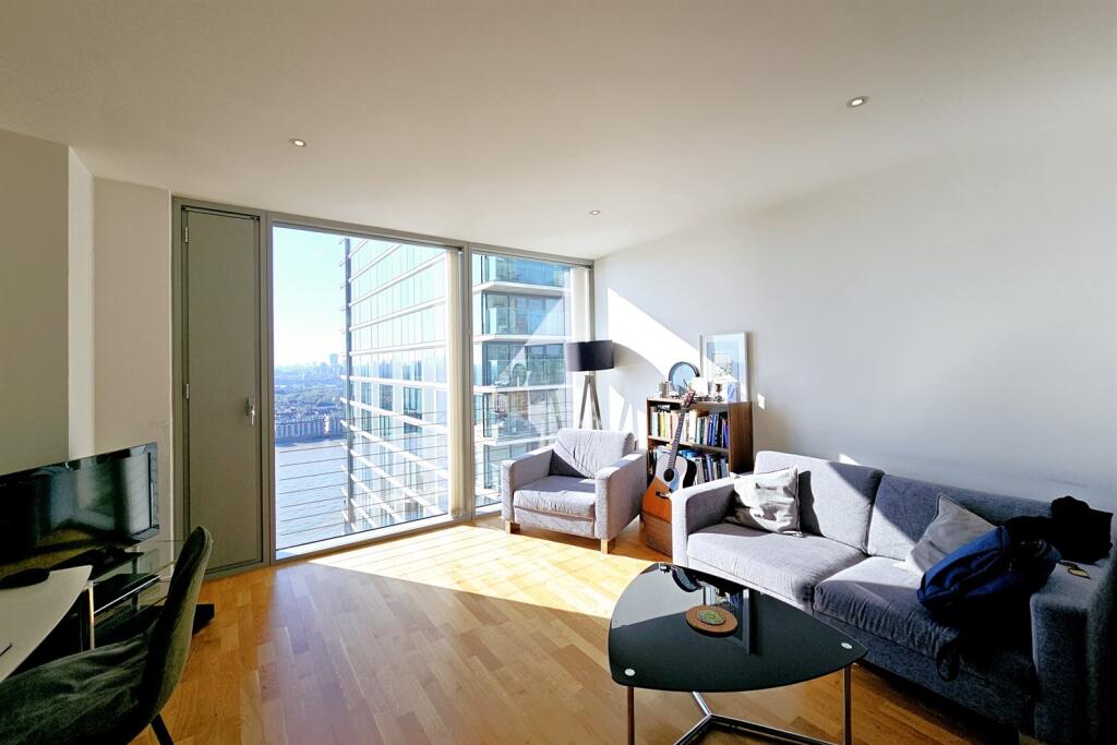 1 bed Apartment for rent in Poplar. From Holland Properties - London 1 bed Apartment for rent in Poplar. From Holland Properties - London
