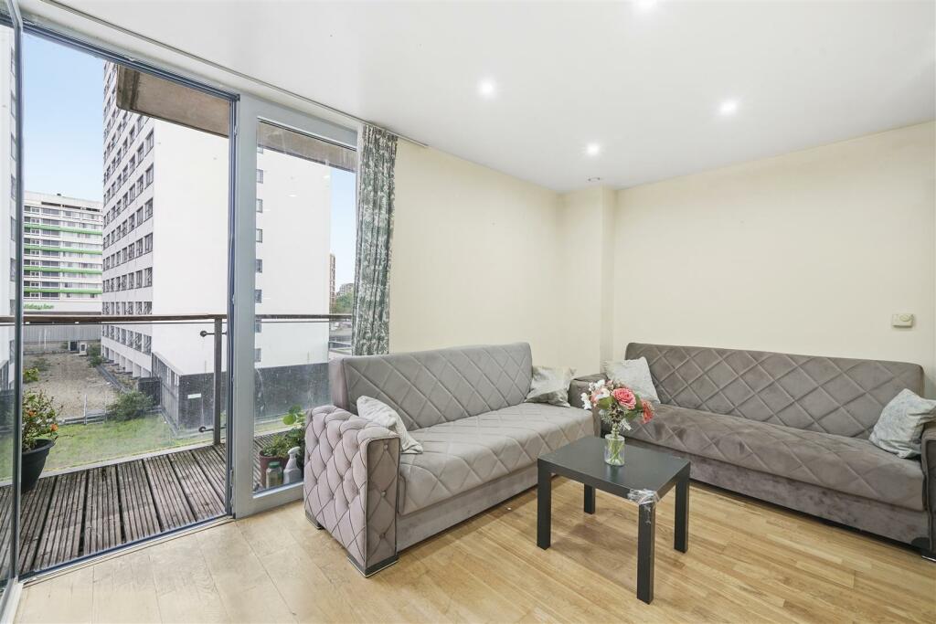 2 bed Apartment for rent in Wembley. From Daniels Estate Agents - Wembley