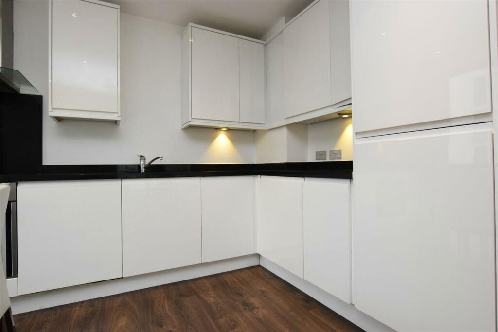 1 bed Apartment for rent in Wembley. From Daniels Estate Agents - Wembley