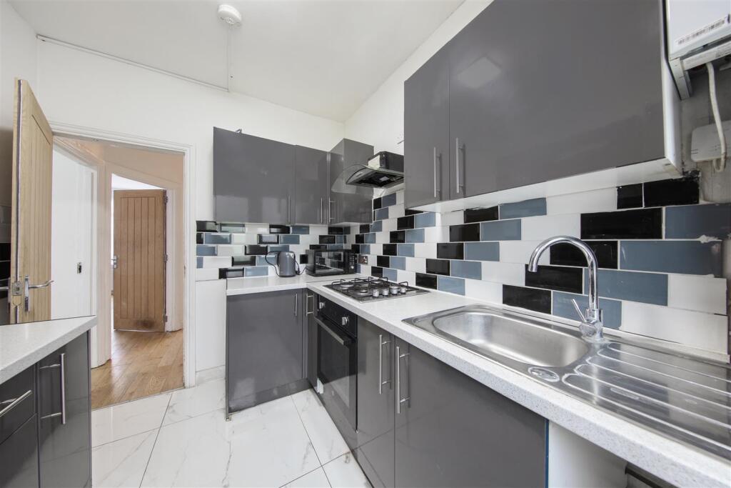 4 bed Mid Terraced House for rent in Wembley. From Daniels - Wembley