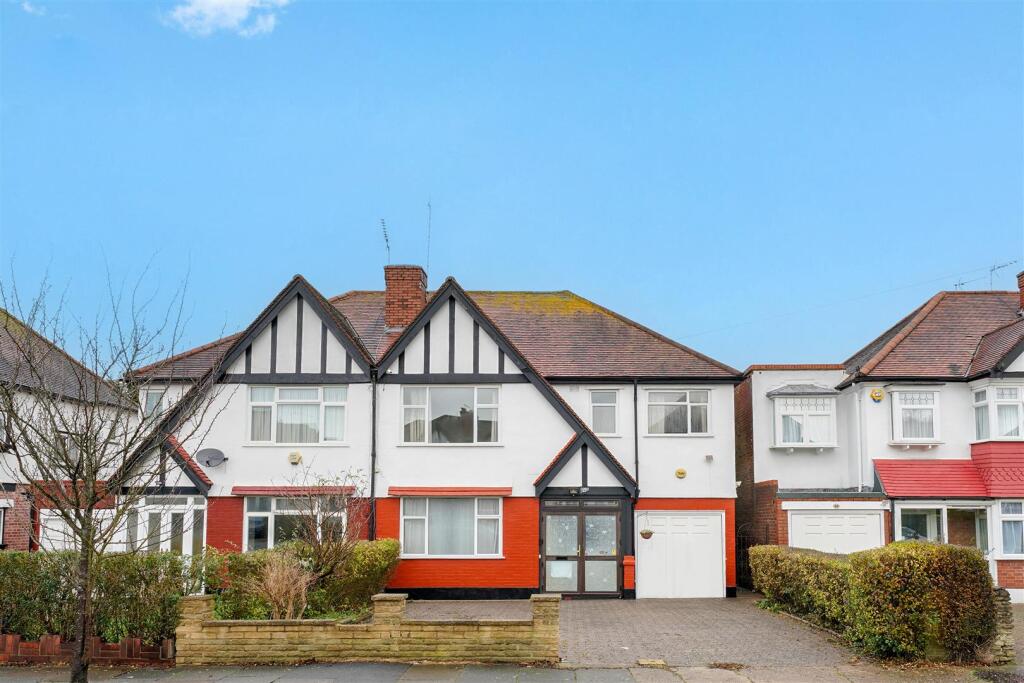 4 bed Semi Detached for rent in Wembley. From Daniels - Wembley