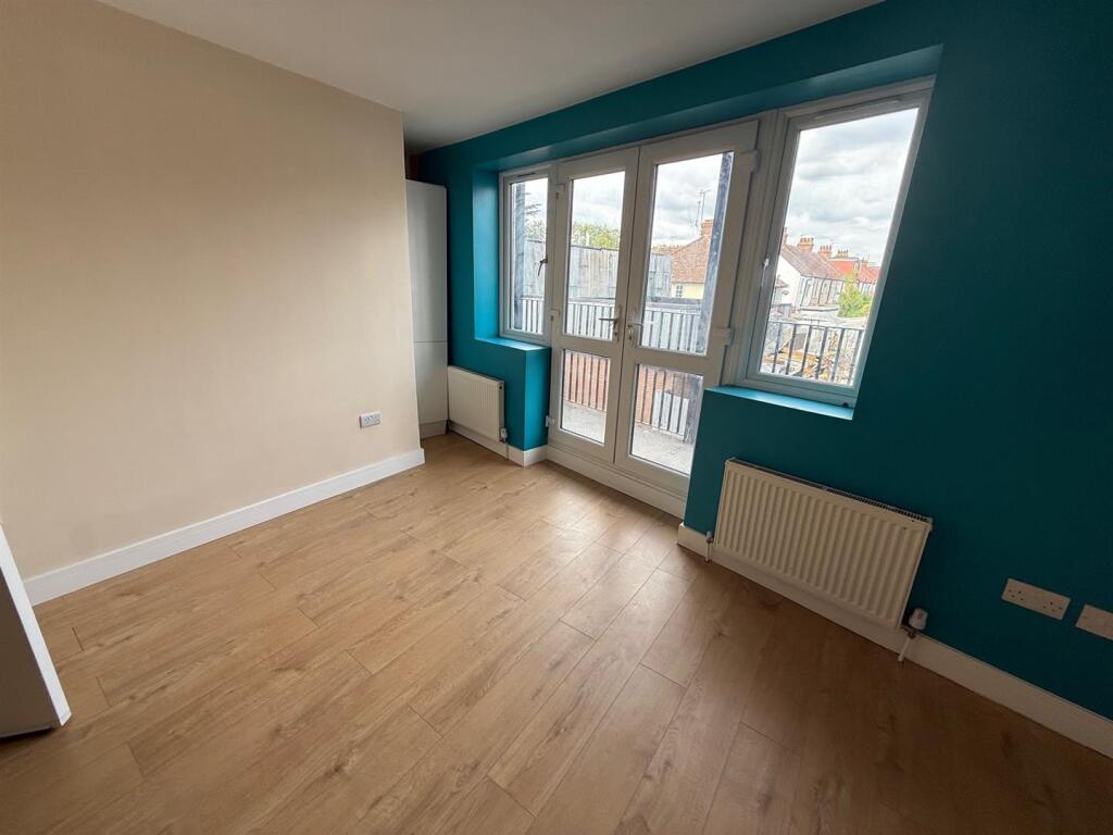 2 bed Apartment for rent in Wembley. From Daniels - Wembley 2 bed Apartment for rent in Wembley. From Daniels - Wembley