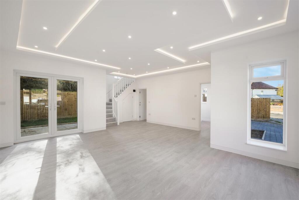 4 bed Semi Detached for rent in Wembley. From Daniels - Wembley