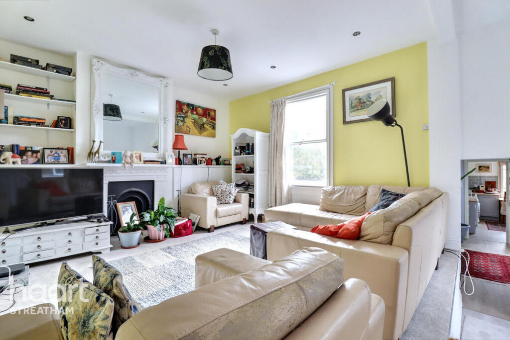 4 bed 1st Floor Flat for rent in London. From haart - Streatham