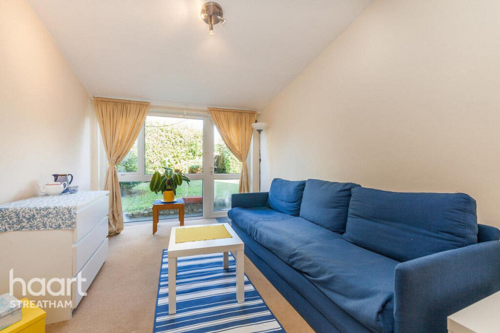 1 bed 1st Floor Flat for rent in London. From haart - Streatham