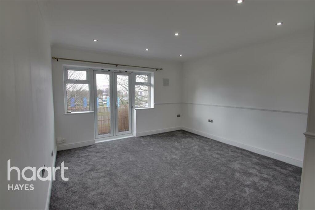 3 bed Flat for rent in Hayes. From haart - Hayes