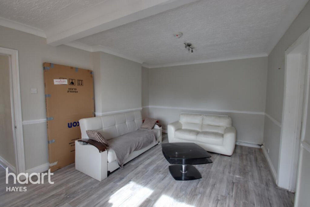 5 bed Semi Detached for rent in Uxbridge. From haart - Hayes