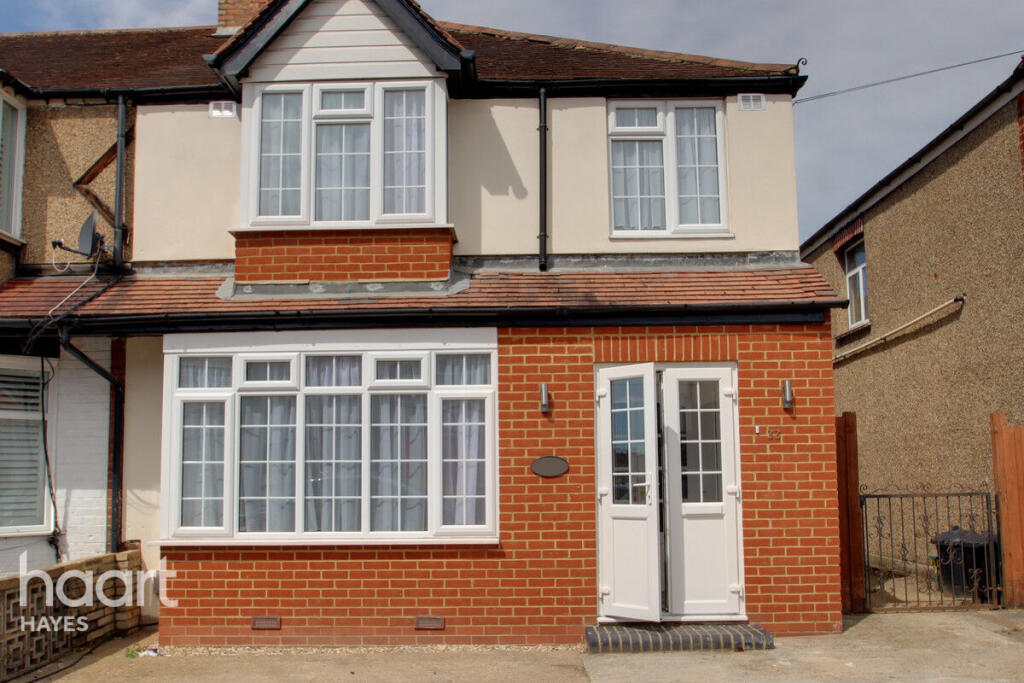 5 bed Semi Detached for rent in Uxbridge. From haart - Hayes