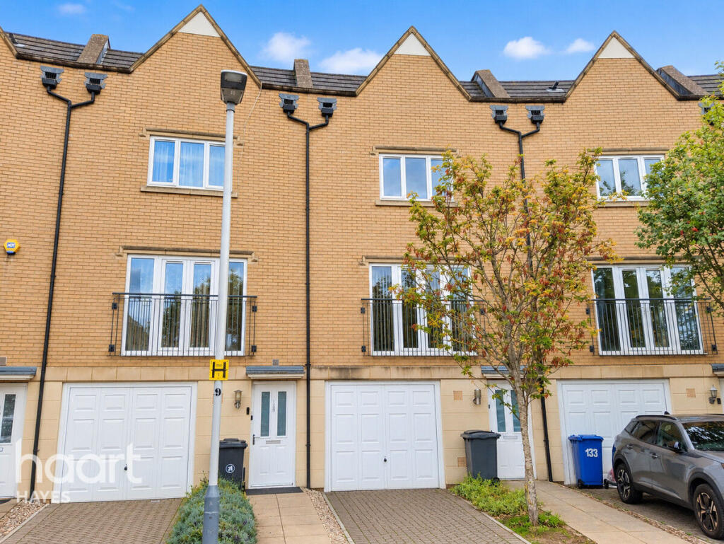 4 bed Mid Terraced House for rent in Hayes. From haart - Hayes 4 bed Mid Terraced House for rent in Hayes. From haart - Hayes