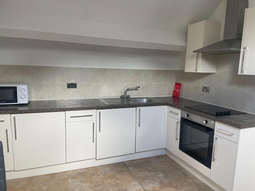 4 bed Studio for rent in Sheffield. From MBA Lettings & Property Management Ltd - Sheffield