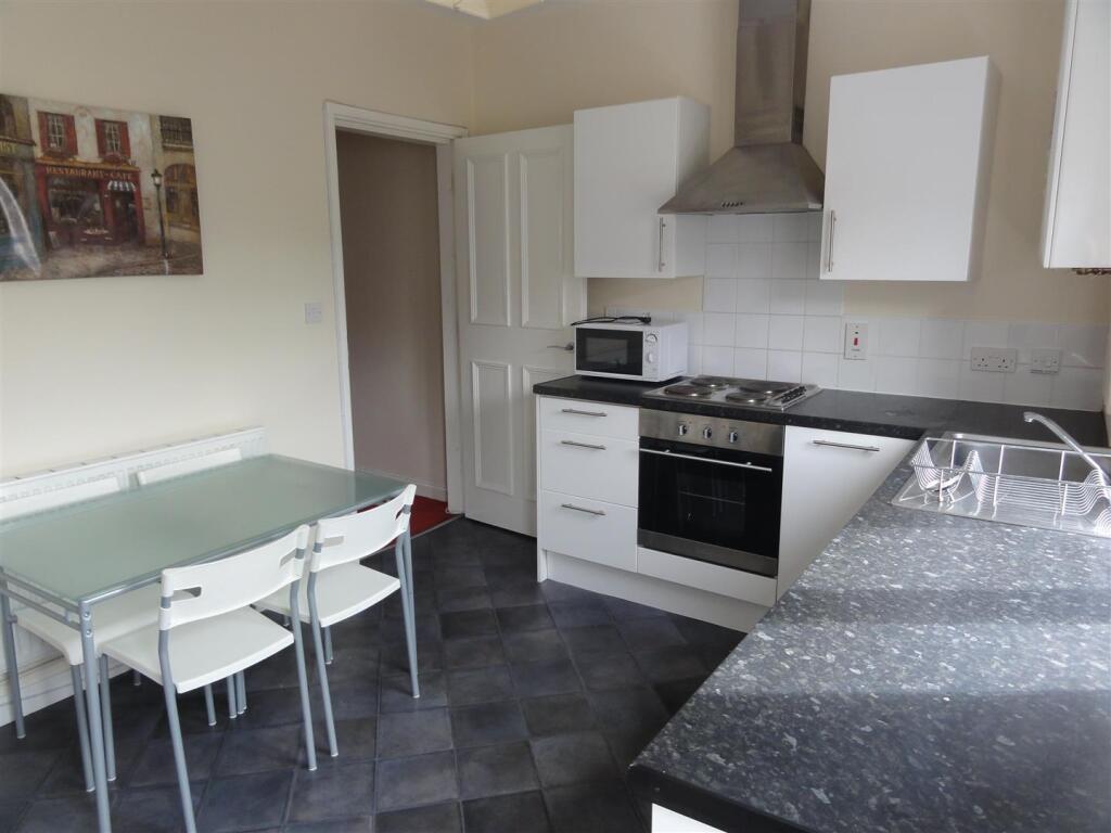 2 bed 1st Floor Flat for rent in Sheffield. From MBA Lettings & Property Management Ltd - Sheffield