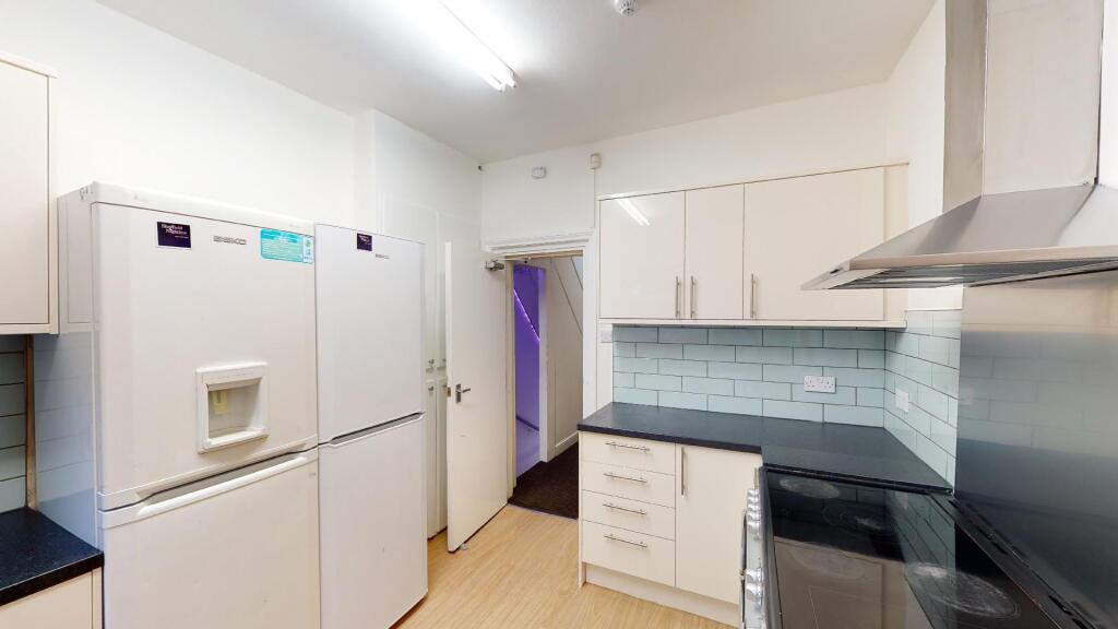 8 bed Detached for rent in Sheffield. From MBA Lettings & Property Management Ltd - Sheffield