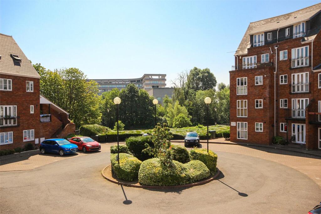 4 bed Apartment for rent in Bedford. From Urban & Rural - Bedford 4 bed Apartment for rent in Bedford. From Urban & Rural - Bedford