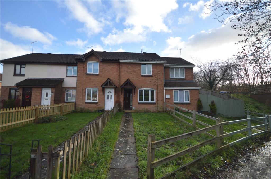 3 bed Mid Terraced House for rent in Swindon. From Charles Harding Estate Agents - Swindon