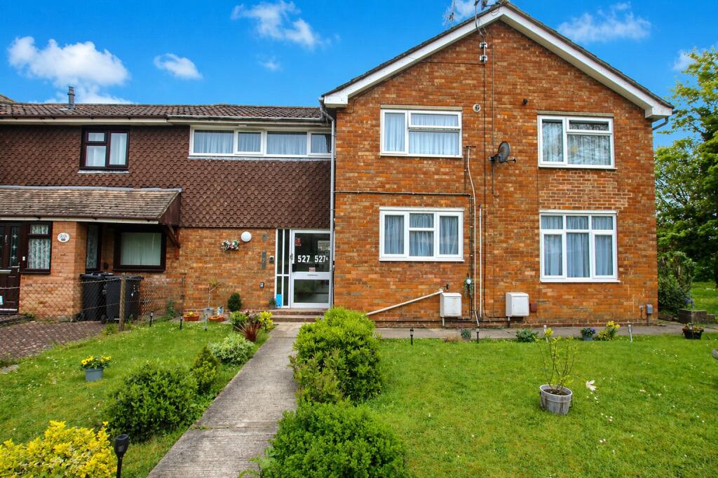 2 bed Apartment for rent in Stratton St Margaret. From Charles Harding Estate Agents - Swindon