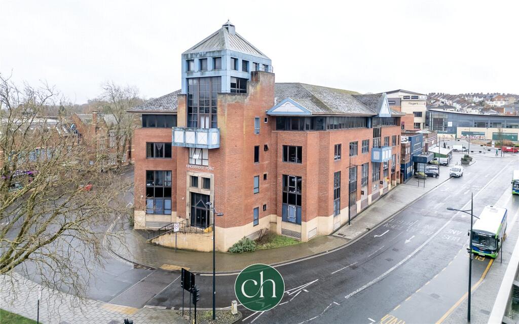 2 bed Apartment for rent in Swindon. From Charles Harding Estate Agents - Swindon