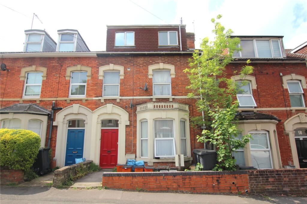 1 bed Apartment for rent in Swindon. From Charles Harding Estate Agents - Swindon