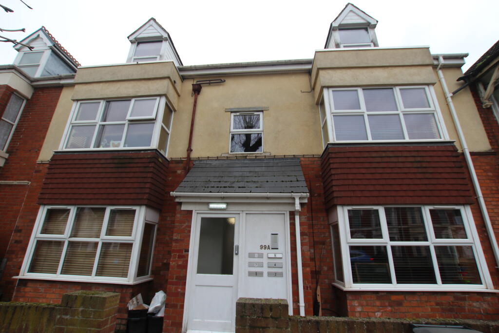2 bed Apartment for rent in Swindon. From Charles Harding Estate Agents - Swindon