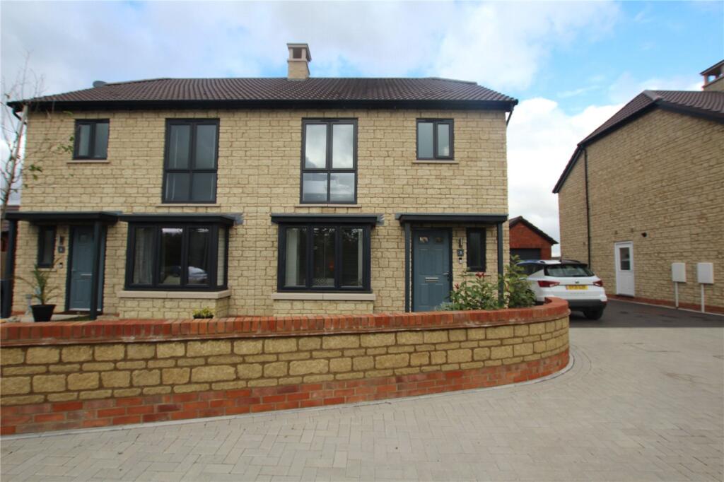 3 bed Semi Detached for rent in South Marston. From Charles Harding Estate Agents - Swindon 3 bed Semi Detached for rent in South Marston. From Charles Harding Estate Agents - Swindon