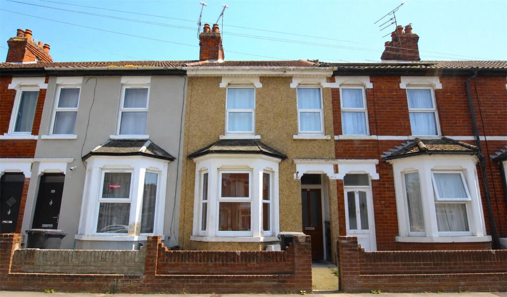 2 bed Mid Terraced House for rent in Swindon. From Charles Harding Estate Agents - Swindon