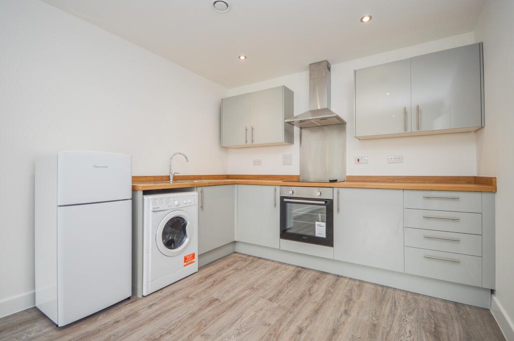 1 bed Apartment for rent in Swindon. From Charles Harding Estate Agents - Swindon 1 bed Apartment for rent in Swindon. From Charles Harding Estate Agents - Swindon