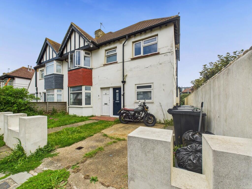 2 bed 1st Floor Flat for rent in Portslade-by-Sea. From Jacobs Steel - Hove 2 bed 1st Floor Flat for rent in Portslade-by-Sea. From Jacobs Steel - Hove